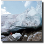 Eine mächtige Eisdecke sehen wir 1978 am Gletscher Jostedalsbreen